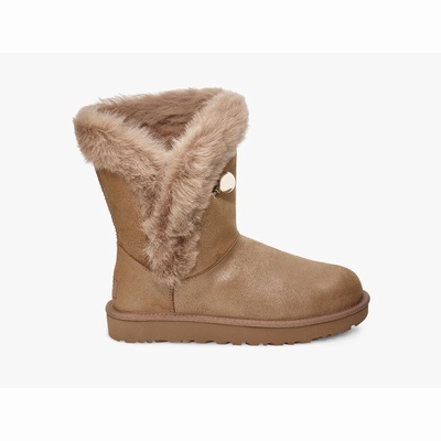 Botas UGG Classic Fluff Pin Mulher Marrom | PT-YDBAS